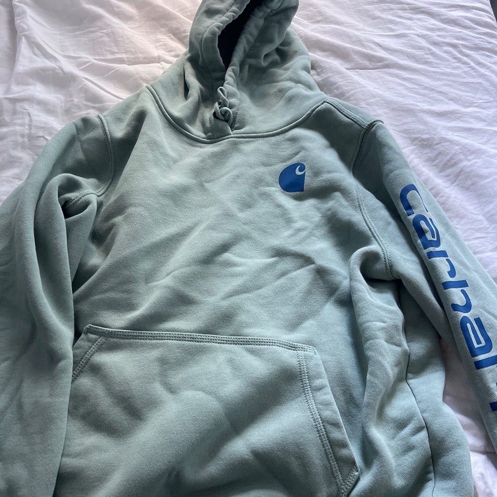 Women’s size CL Carhartt Relaxed Fit Sweatshirt